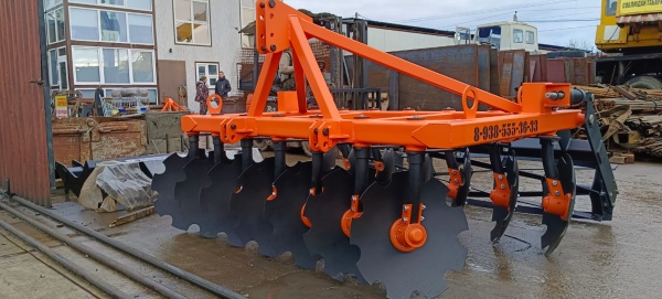 Борона дисковая навесная БДН 2,4х2Н с амортизаторами катка, 14 рабочих органов купить в Туле – «БДН-АгроКубань», 3