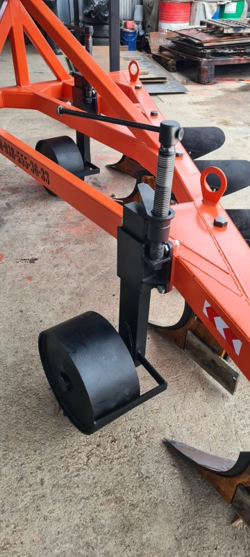 Плуг отвальный ПЛН 5-35 (5 корпусов) купить в Туле – «БДН-АгроКубань», 7