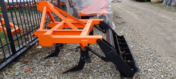 Плуг чизельный ПЧН 1,6 с планчатым катком купить в Туле – «БДН-АгроКубань», 4