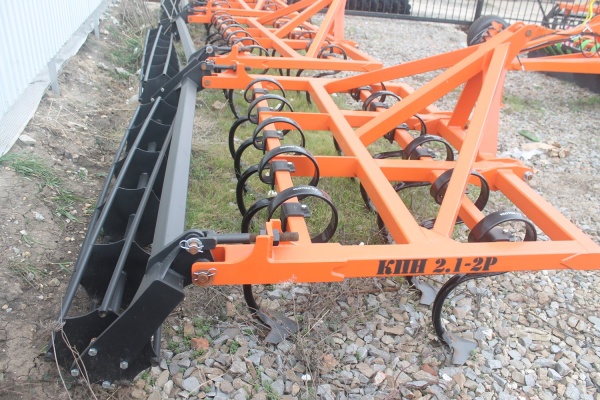 Культиватор универсальный марки КПН 2,1-2Р, 11 рабочих органов купить в Туле – «БДН-АгроКубань», 2