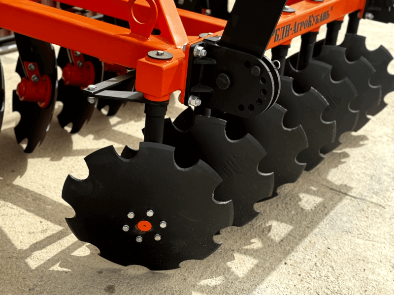 Борона дисковая навесная БДН 2,4х2Н, 14 рабочих органов купить в Туле – «БДН-АгроКубань», 7
