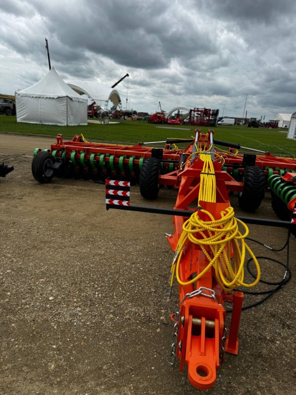 Лущильник мульчировщик дисковый прицепной «АВРОРА» ЛД-8Л (евро-складывание) ЛАФЕТ купить в Туле – «БДН-АгроКубань», 4