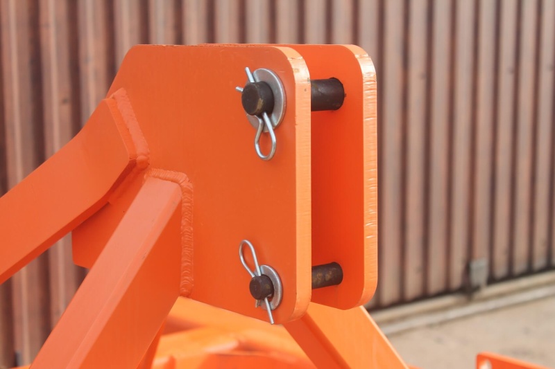 Плуг чизельный ПЧН-1,6 с зубчатым катком купить в Туле – «БДН-АгроКубань», 8