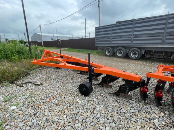 Плуг отвальный ПЛН 7-35 (7 корпусов) купить в Туле – «БДН-АгроКубань», 2