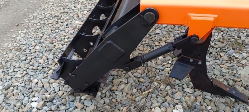 Плуг чизельный ПЧН 1,6 с планчатым катком купить в Туле – «БДН-АгроКубань», 6